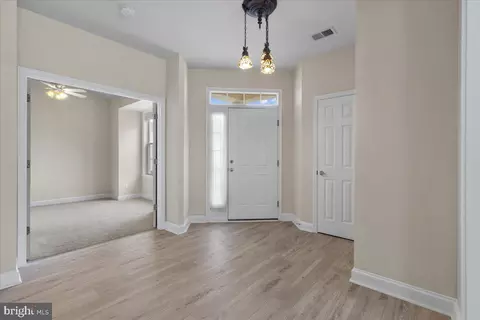 6984 Walnut Hill Dr, Gainesville, VA 20155 photo 30