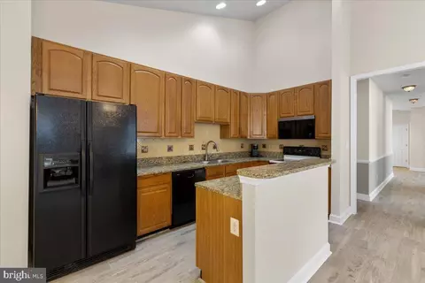 6984 Walnut Hill Dr, Gainesville, VA 20155 photo 12