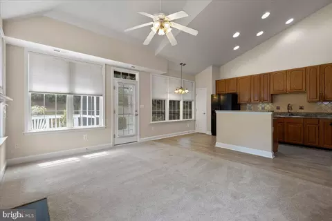 6984 Walnut Hill Dr, Gainesville, VA 20155 photo 17