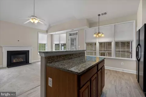 6984 Walnut Hill Dr, Gainesville, VA 20155 photo 18