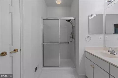 6984 Walnut Hill Dr, Gainesville, VA 20155 photo 54