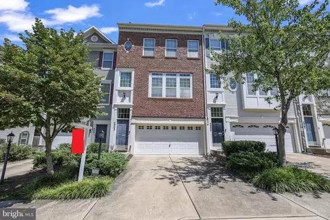 4903 Potomac Highlands Cir, Triangle, VA 22172 photo 1