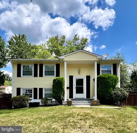 4314 Kenwood Dr, Woodbridge, VA 22193