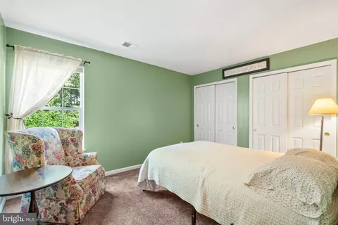Bedroom - 2884 Nicely Ct, Dumfries, VA 22026 photo 8 of 10