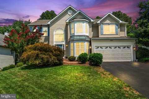 Exterior - 2884 Nicely Ct, Dumfries, VA 22026 photo 2 of 19
