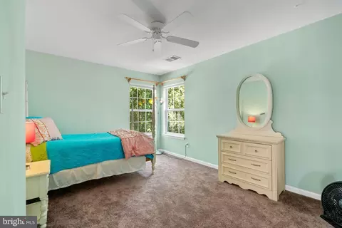 Bedroom - 2884 Nicely Ct, Dumfries, VA 22026 photo 6 of 10