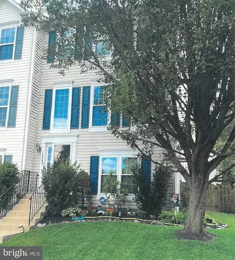 12053 Elliots Oak Pl, Bristow, VA 20136