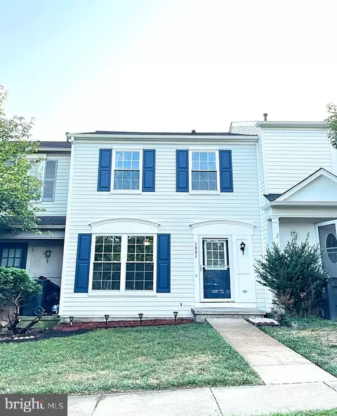 1881 Beegee Ct, Woodbridge, VA 22192