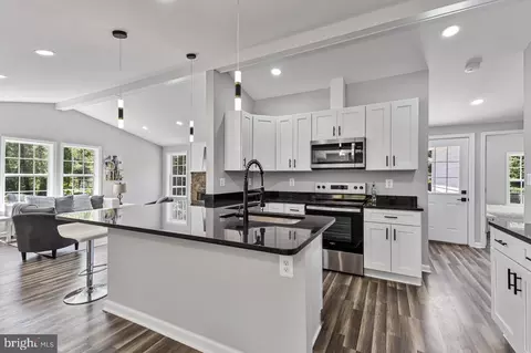 11700 Coleman St, Manassas, VA 20112