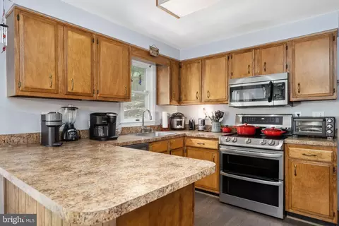 18332 Cato Ct, Triangle, VA 22172 photo 10