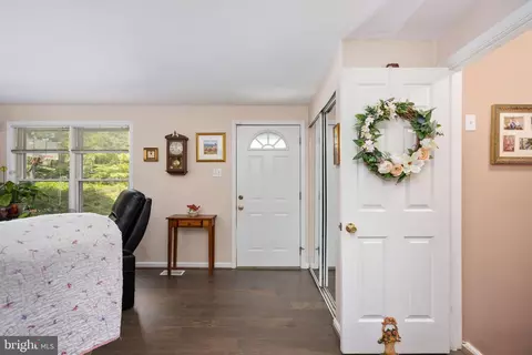 18332 Cato Ct, Triangle, VA 22172 photo 7
