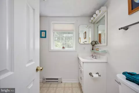 18332 Cato Ct, Triangle, VA 22172 photo 14