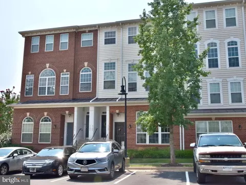 6142 Aster Haven Cir, Haymarket, VA 20169