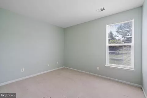 Bedroom - 16149 Dancing Leaf Pl, Dumfries, VA 22025 photo 3 of 5
