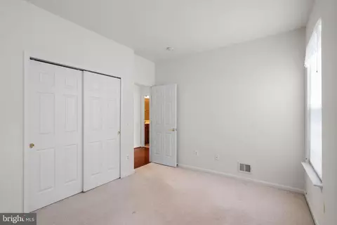 Bedroom - 16149 Dancing Leaf Pl, Dumfries, VA 22025 photo 5 of 5