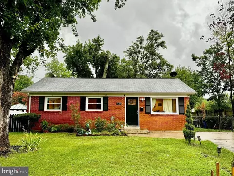 9627 King George Dr, Manassas, VA 20109