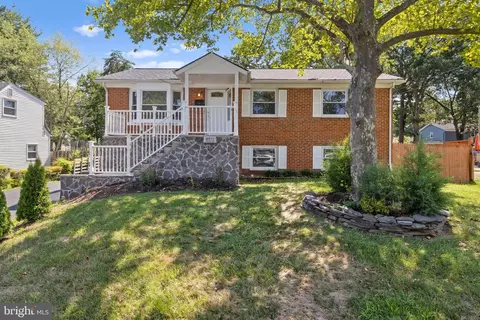 9811 Lomond Dr, Manassas, VA 20109 photo 2