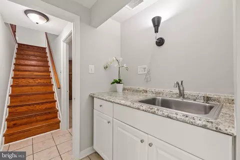 9811 Lomond Dr, Manassas, VA 20109 photo 25