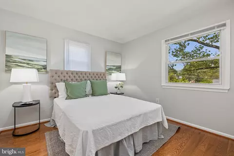 9811 Lomond Dr, Manassas, VA 20109 photo 18