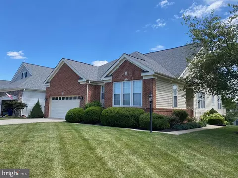 6815 Street Cry Ct, Gainesville, VA 20155