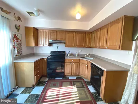 8853 Cherry Oak Ct, Manassas, VA 20109 photo 4