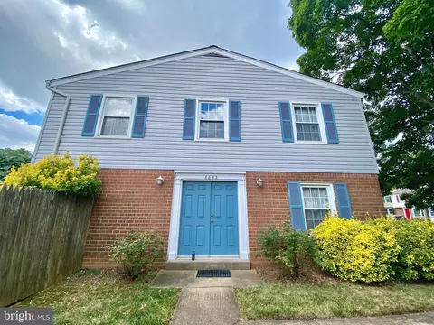 8853 Cherry Oak Ct, Manassas, VA 20109 photo 2
