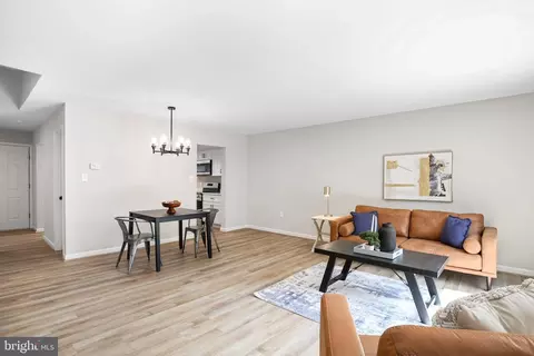 5249 Spring Branch Blvd, Dumfries, VA 22025 photo 9