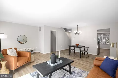 5249 Spring Branch Blvd, Dumfries, VA 22025 photo 10