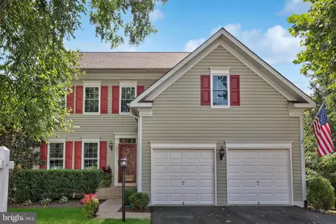 9947 Nethy Bridge Ct, Bristow, VA 20136