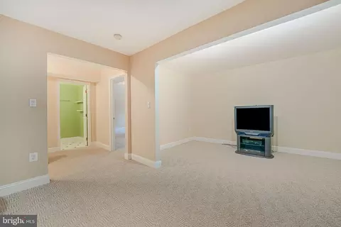 6717 Buglecall Pl, Gainesville, VA 20155 photo 29