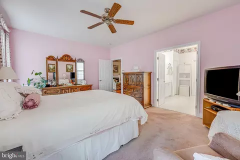 6717 Buglecall Pl, Gainesville, VA 20155 photo 18