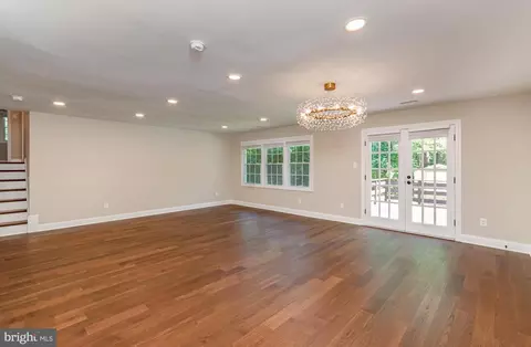 Living - 7821 Cerro Gordo, Gainesville, VA 20155 photo 3 of 7