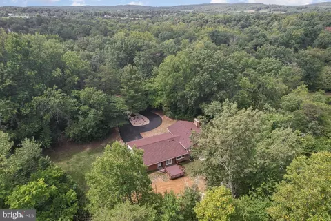 View/Area - 7821 Cerro Gordo, Gainesville, VA 20155 photo 4 of 5