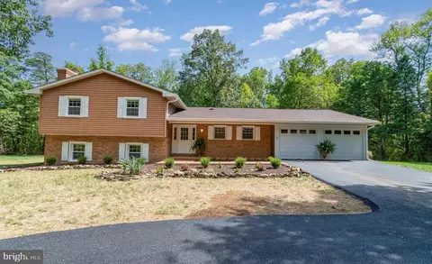 Exterior - 7821 Cerro Gordo, Gainesville, VA 20155 photo 2 of 6