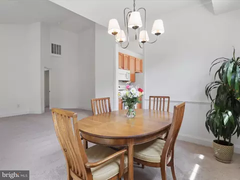 7014 Walnut Hill Dr, Gainesville, VA 20155 photo 13