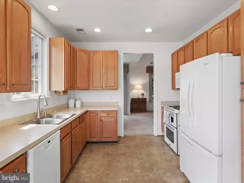 7014 Walnut Hill Dr, Gainesville, VA 20155 photo 16