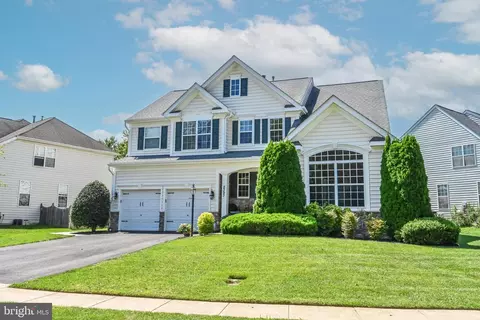 8393 Mineral Springs Dr, Manassas, VA 20112