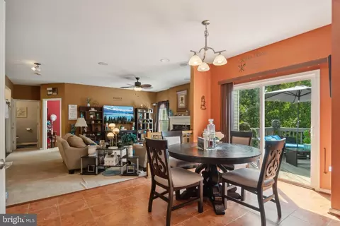 Dining - 3725 Katie Pl, Triangle, VA 22172 photo 3 of 3