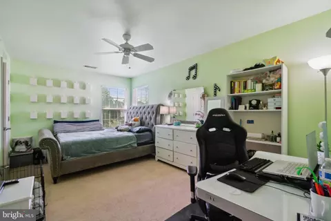 Bedroom - 3725 Katie Pl, Triangle, VA 22172 photo 7 of 10