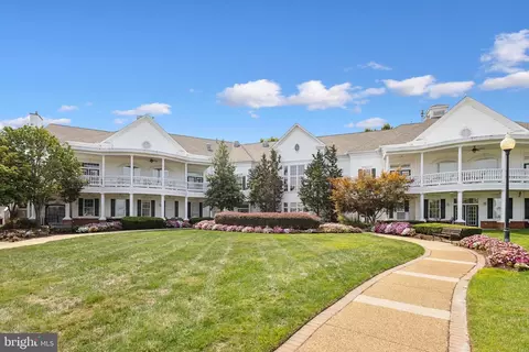 Exterior - 13017 Triple Crown Loop, Gainesville, VA 20155 photo 10 of 11