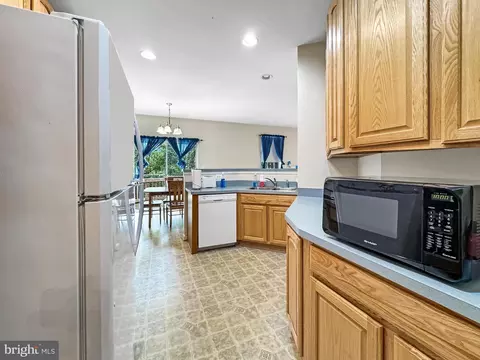 Kitchen - 8617 Webster Tavern Way, Manassas, VA 20109 photo 2 of 3