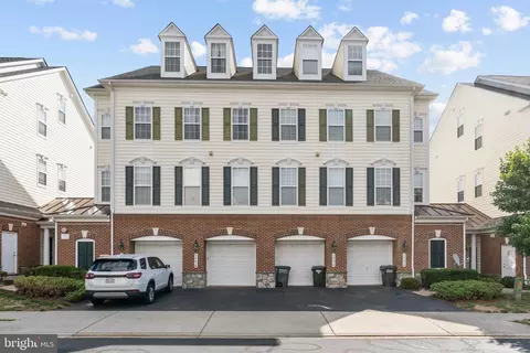14614 Shelford Way, Gainesville, VA 20155