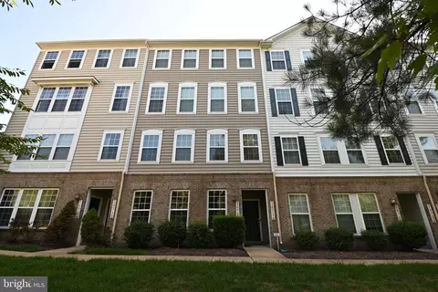 14714 Mason Creek Cir #22, Woodbridge, VA 22191