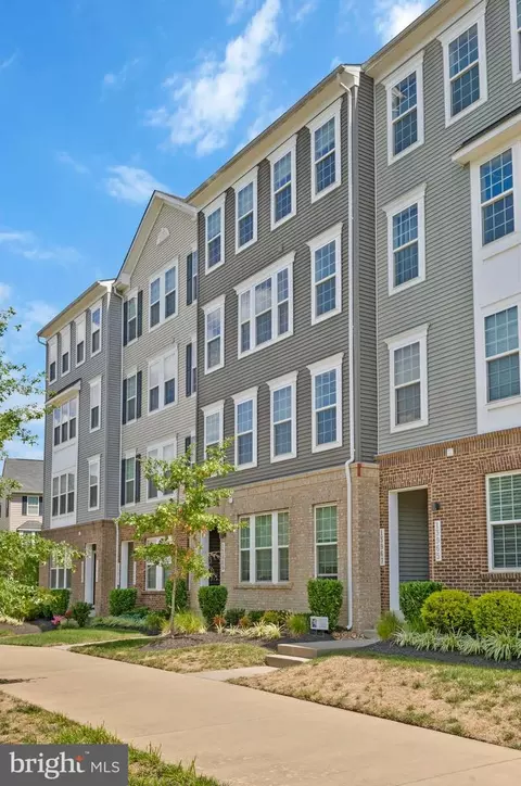 13971 Gary Fisher Trl, Gainesville, VA 20155
