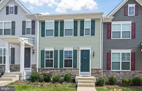 18259 Summit Pointe Dr, Triangle, VA 22172 photo 1