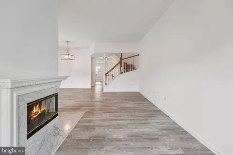 7813 Flager Cir, Manassas, VA 20109 photo 5