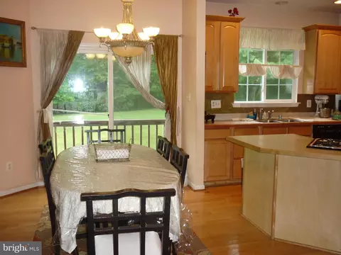 8428 Summer Breeze Pl, Manassas, VA 20112 photo 9