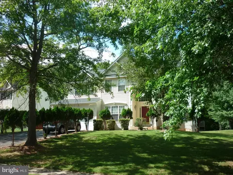 8428 Summer Breeze Pl, Manassas, VA 20112 photo 4