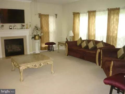 8428 Summer Breeze Pl, Manassas, VA 20112 photo 10