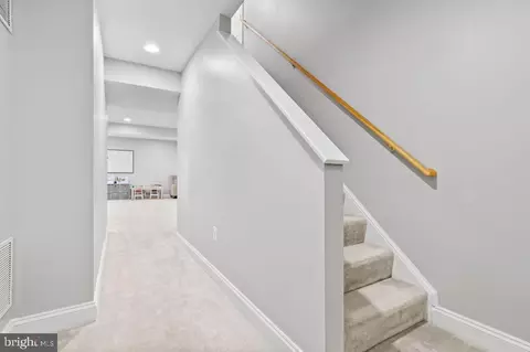 Entry Way - 12941 Champlain Dr, Manassas, VA 20112 photo 10 of 11